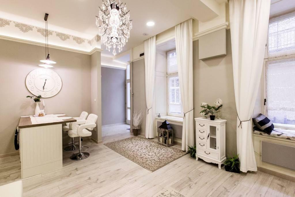 Main Street Apartment Budapesta Exterior foto